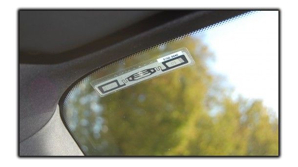 etykieta na szybkę pojazdu, kontrola wjazdu, system parkingowy